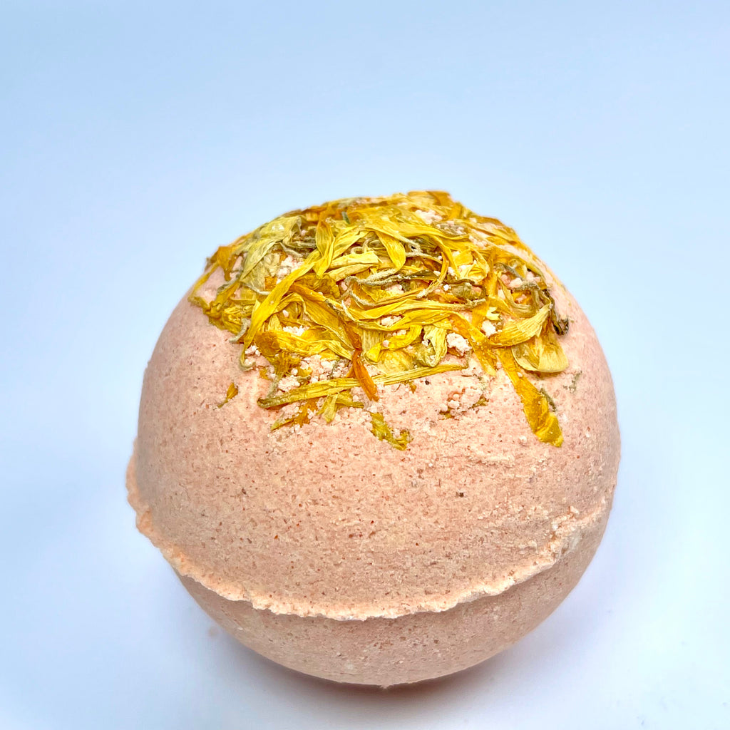 Essential oil Bath Bomb - Cedarwood & Mandarin 100% Cruelty free  